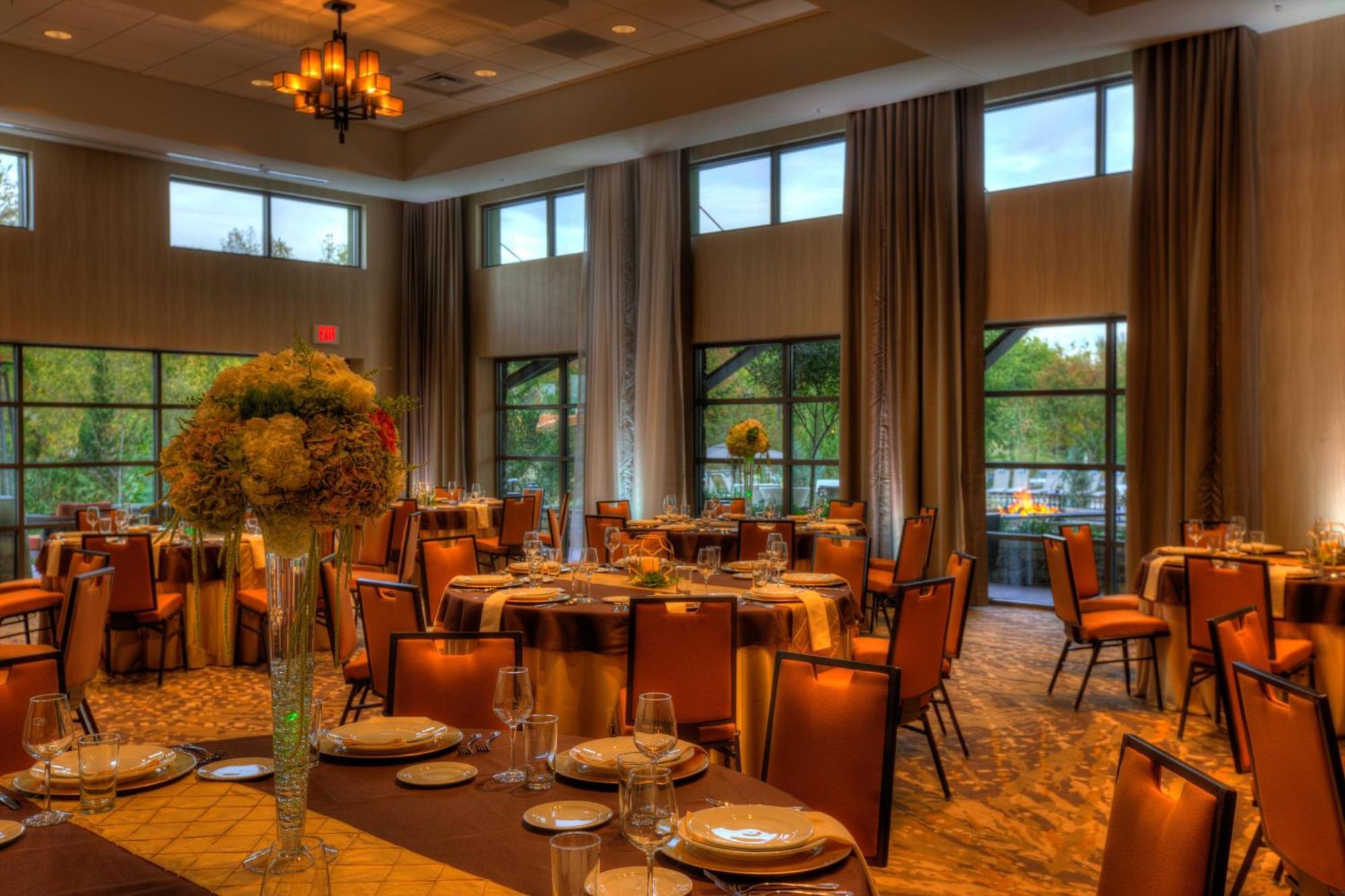 Courtyard By Marriott Pigeon Forge Hotel Екстериор снимка