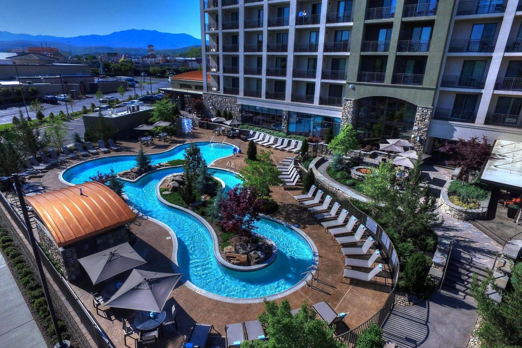 Courtyard By Marriott Pigeon Forge Hotel Екстериор снимка