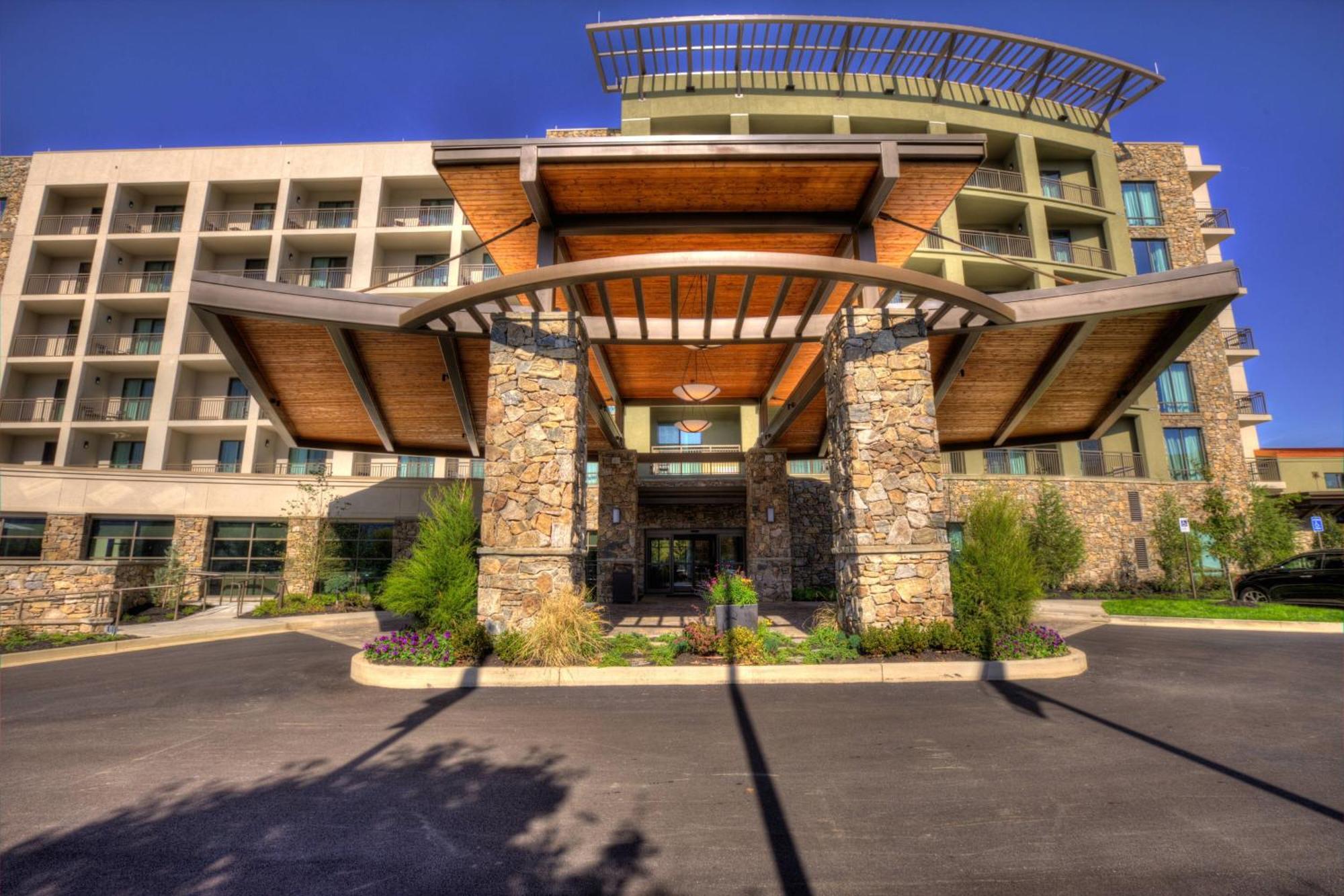 Courtyard By Marriott Pigeon Forge Hotel Екстериор снимка