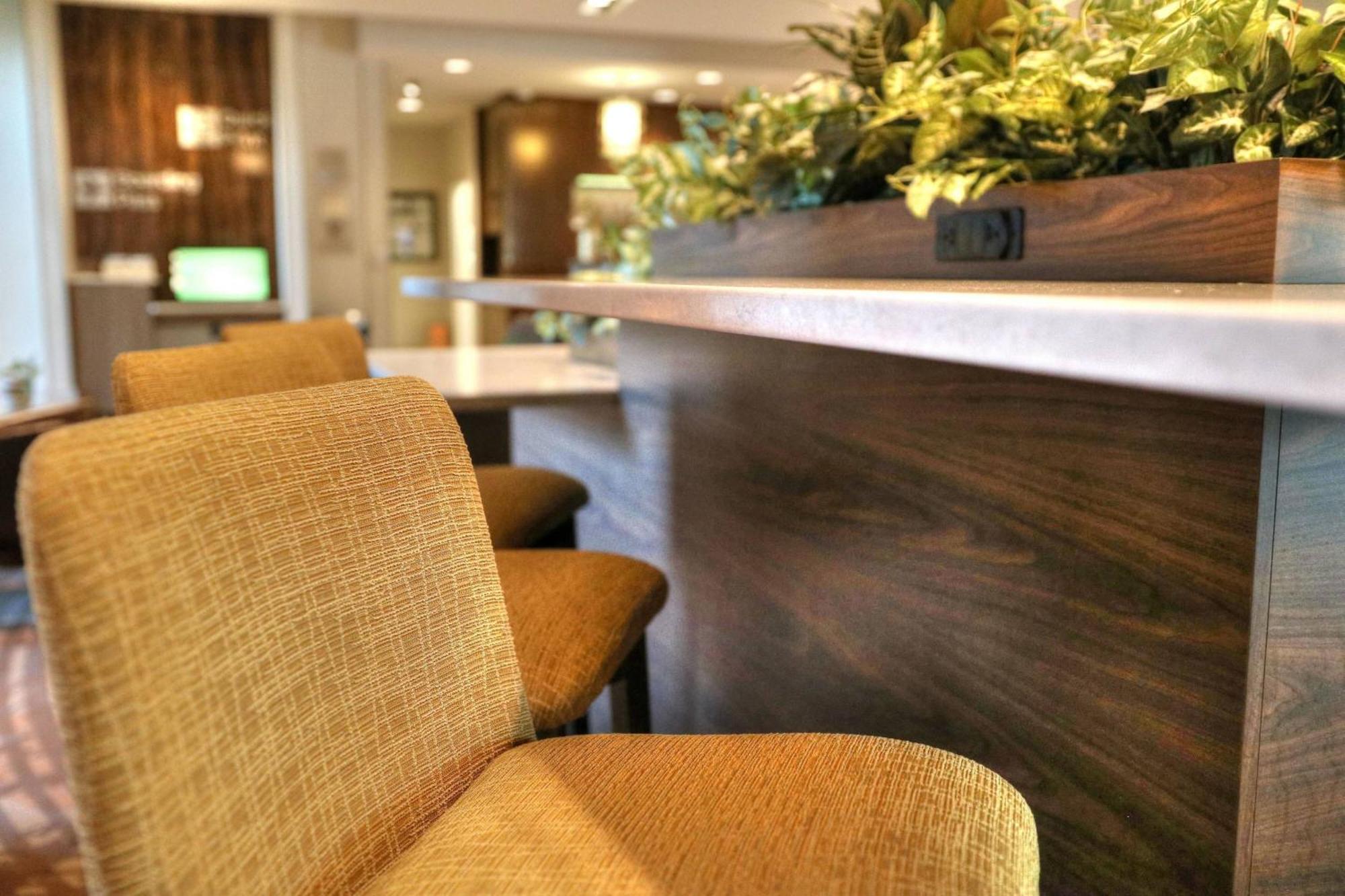 Courtyard By Marriott Pigeon Forge Hotel Екстериор снимка